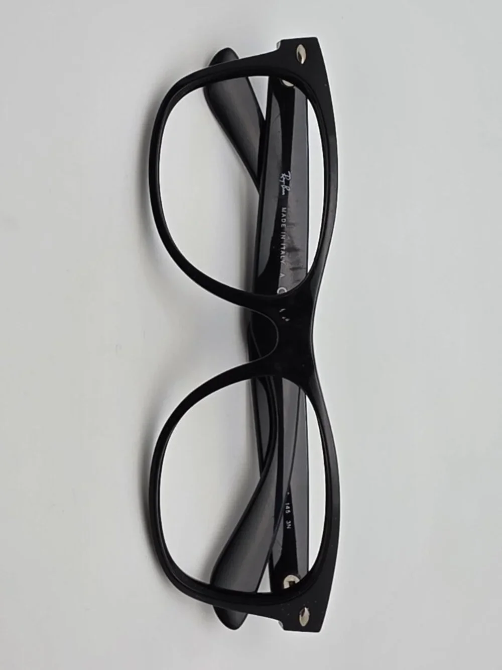 Ray-Ban RB2132 901L Polished Black New Wayfarer Sunglasses Frame Italy 55-18-145